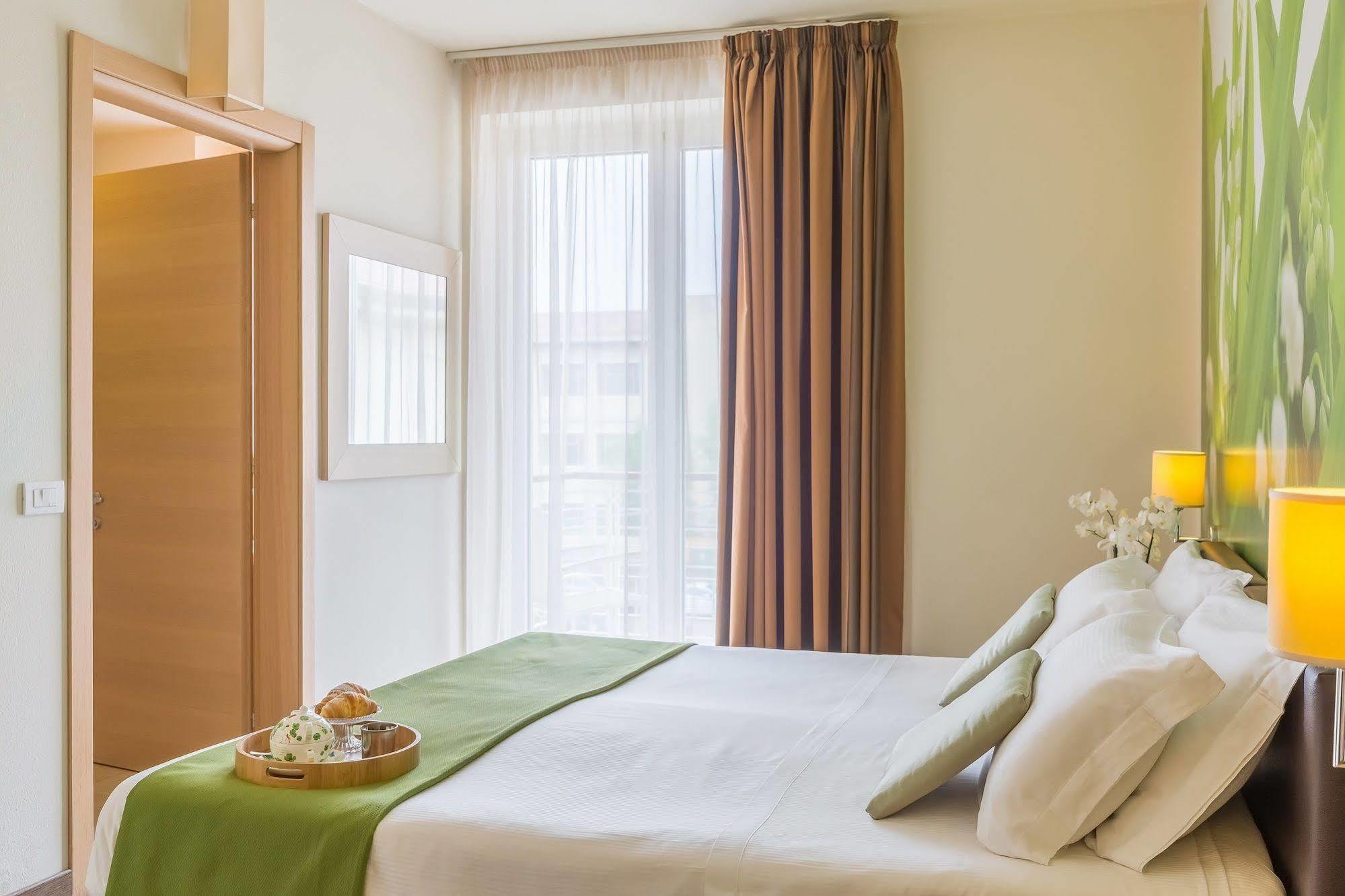 Hotel Acquadolce Peschiera del Garda Zewnętrze zdjęcie